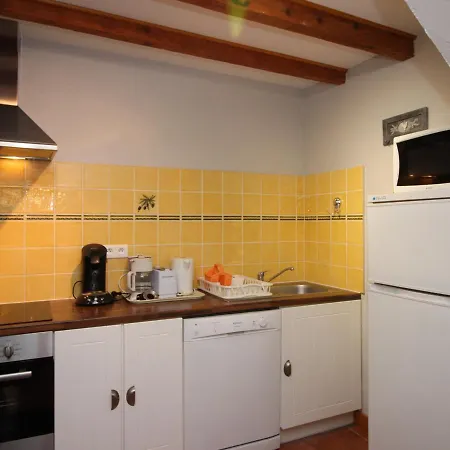 - T3 Avec Terrasse, Proche Centre, 5 Personnes - Fr-1-608-128 * La Bourboule