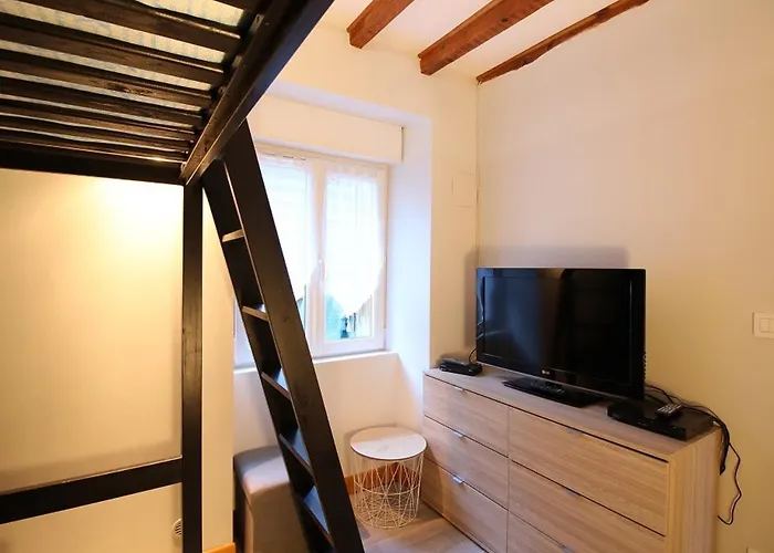 - T3 Avec Terrasse, Proche Centre, 5 Personnes - Fr-1-608-128 * La Bourboule